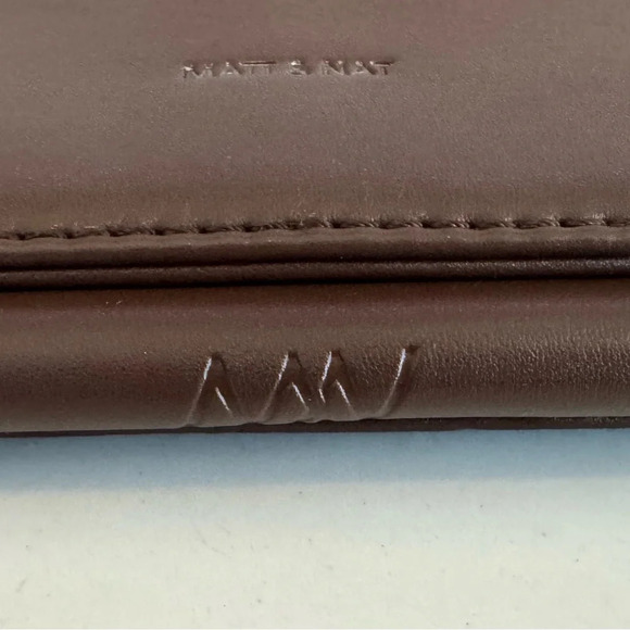 Matt & Nat  Robby clutch bag zipper brown fold over purse vegan leather hand bag - Picture 2 of 5
